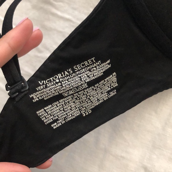 Victoria’s Secret set - Picture 11 of 12